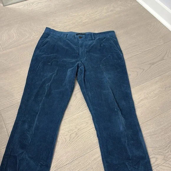🔥SEND OFFERS🔥 ZENGA CORDUROY PANTS